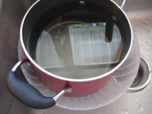 Pressing the paneer